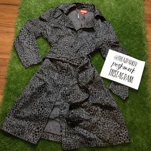 Kirna Zabete Grey Black Trenchcoat POCKETS